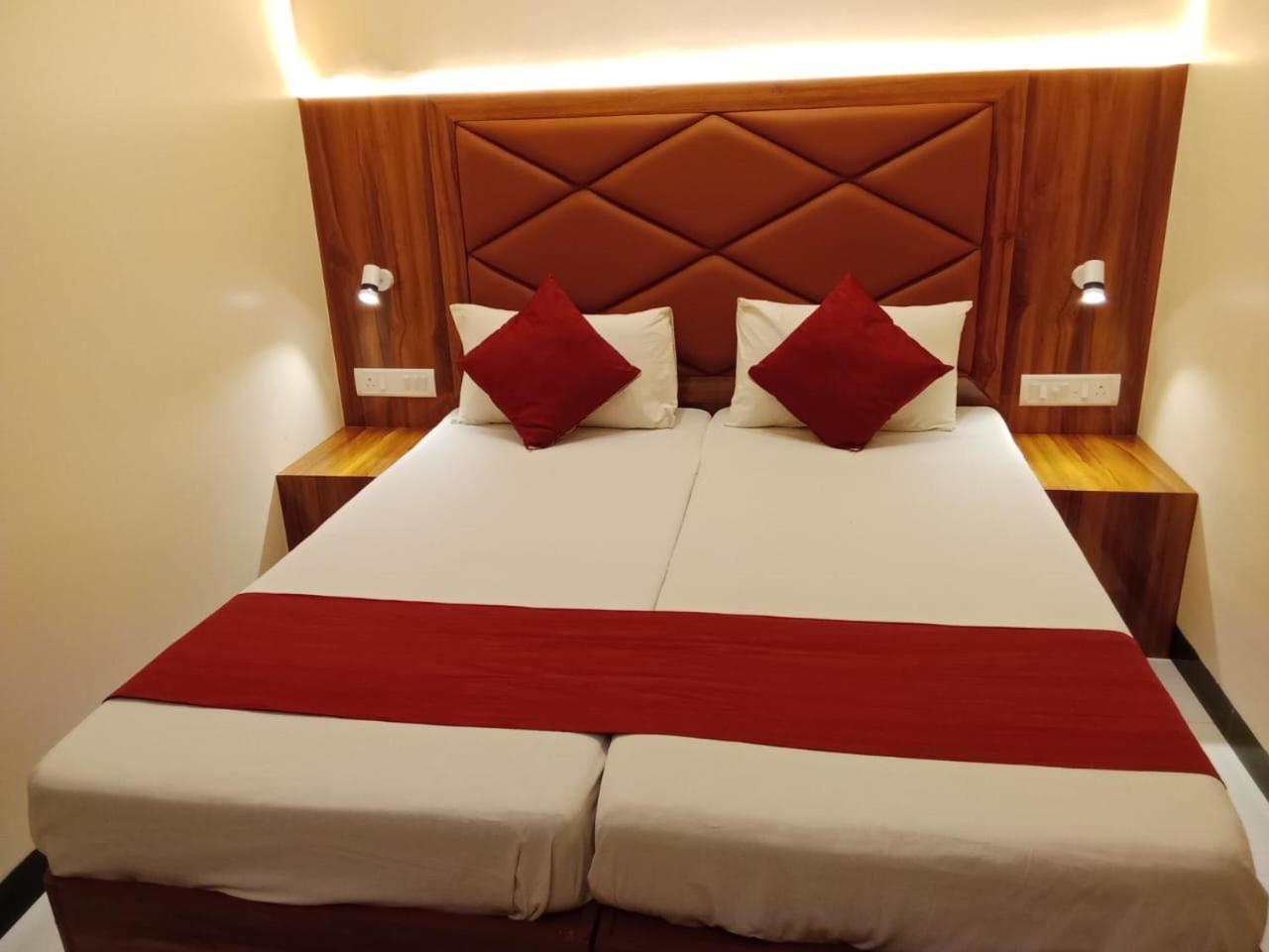 Saigal Guest House Mumbai Ngoại thất bức ảnh