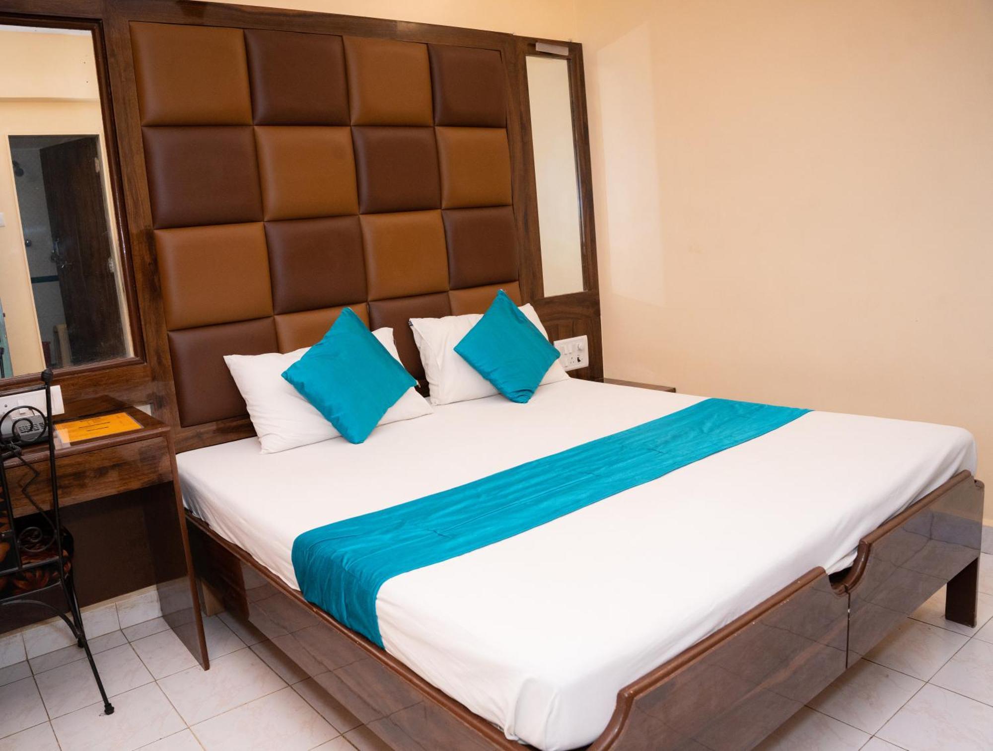 Saigal Guest House Mumbai Ngoại thất bức ảnh