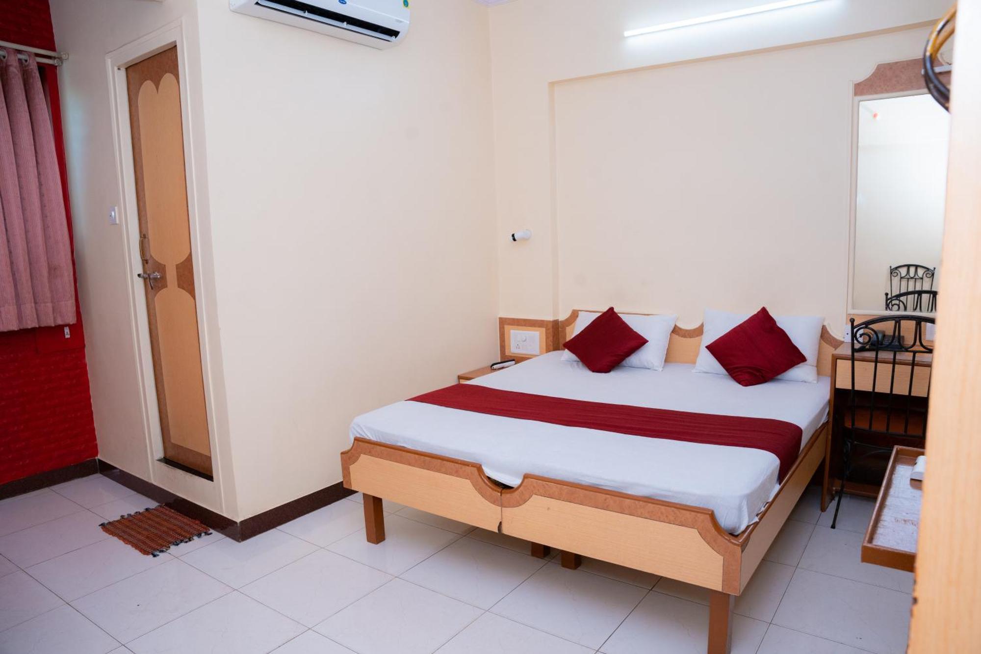 Saigal Guest House Mumbai Ngoại thất bức ảnh