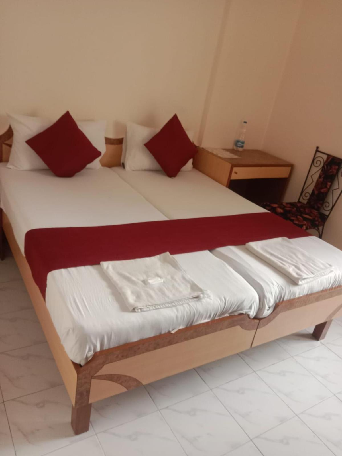 Saigal Guest House Mumbai Ngoại thất bức ảnh